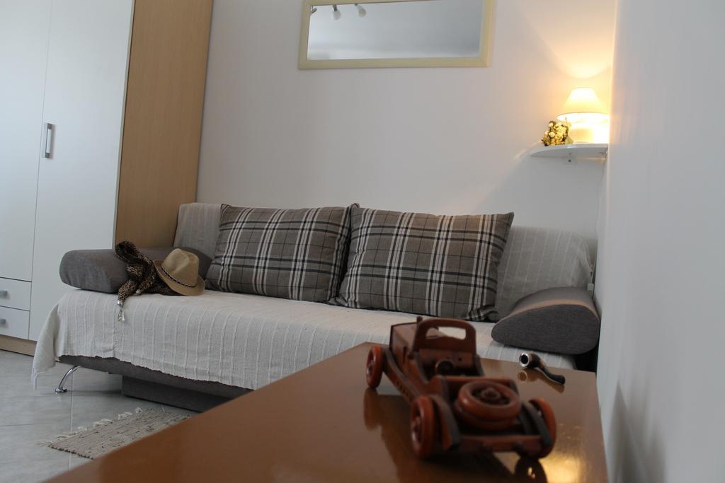 Apartment Devivi Adris スプリト 部屋 写真