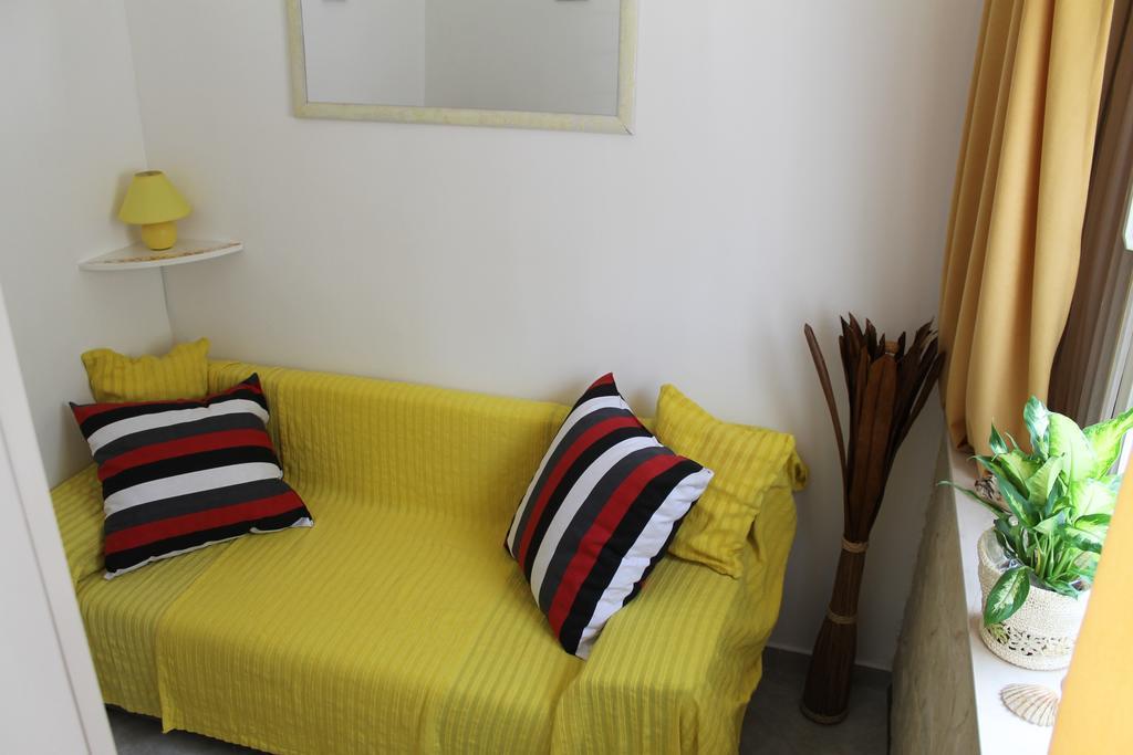 Apartment Devivi Adris スプリト 部屋 写真